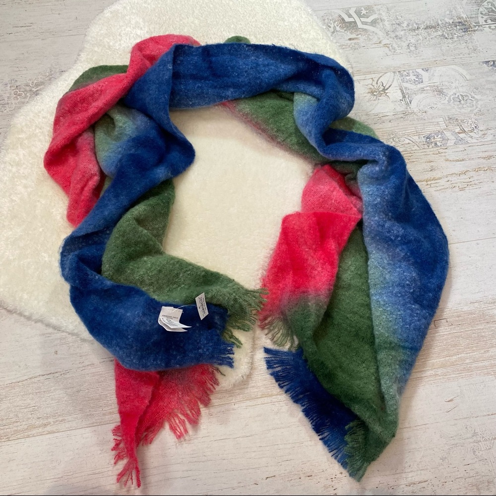 American Eagle Outfitters Blue Green and Pink Scarf